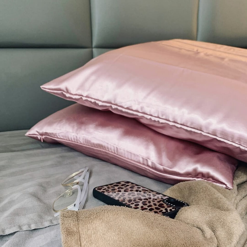 Funda de Satín: Evita rotura capilar, disminuya FRIZZ (Navidad)