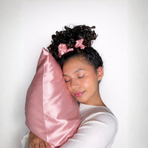 Funda de Satín Santos Rizos