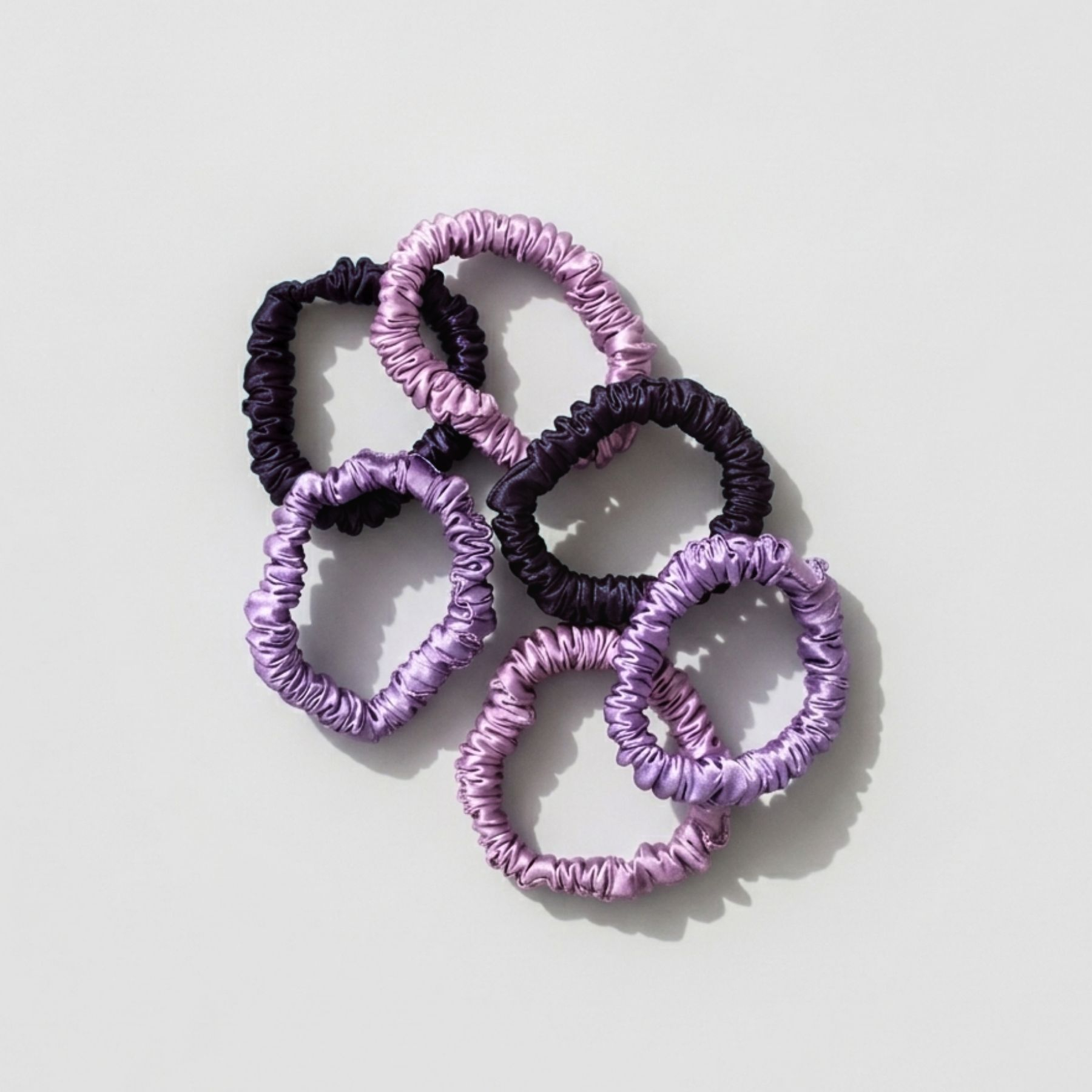 Mini Scrunchies de Satín (Pack x6) – Sujetan sin Frizz ni Quiebre